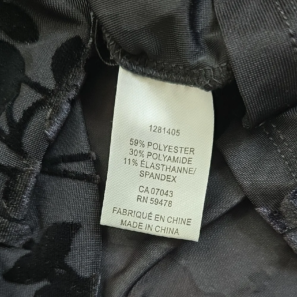 Rachel Zoe Sheer Black Velvet Floral Long Sleeve Top Size Small - Picture 6 of 6
